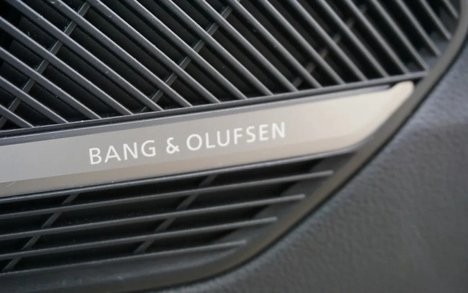 Audi A4 cena 71900 przebieg: 199777, rok produkcji 2017 z Wisła małe 742